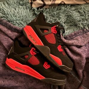 Jordan 4 retro red thunder